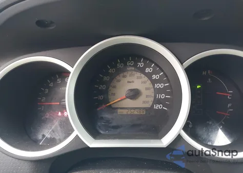 2011 Toyota Tacoma Prerunner V6 from USA, damaged, VIN 3TMJU4GN2BM113692